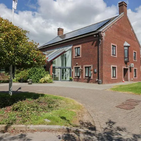 12 Eamont Park Feriehus