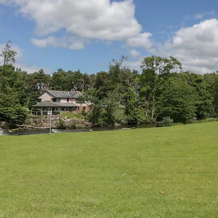 12 Eamont Park Feriehus *