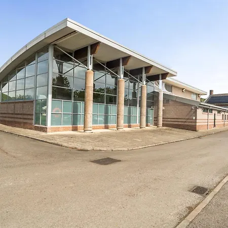 Jubilee Two Bedroom House Pet Friendly