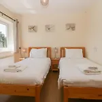 Jubilee Two Bedroom House Pet Friendly * ペンリス